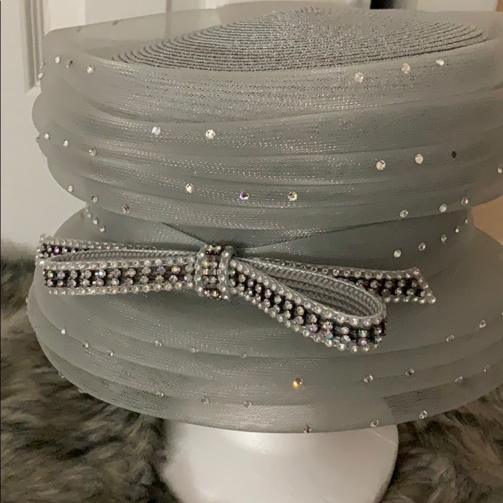 Silver Hat - image 2